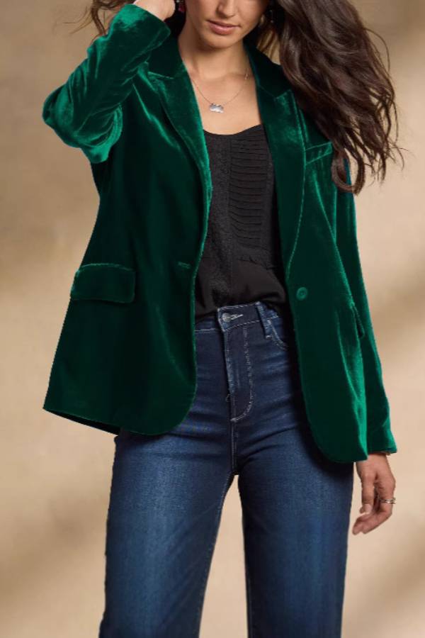 Mabel® | Casual women's short suit made of golden velvet