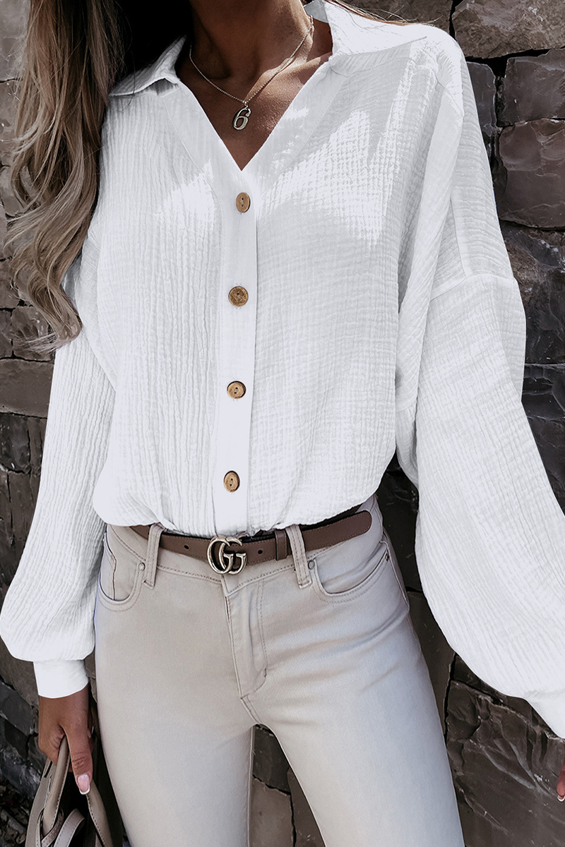 Lina® | Elegant Long-Sleeved Blouse With Turn-Down Collar And Buttons