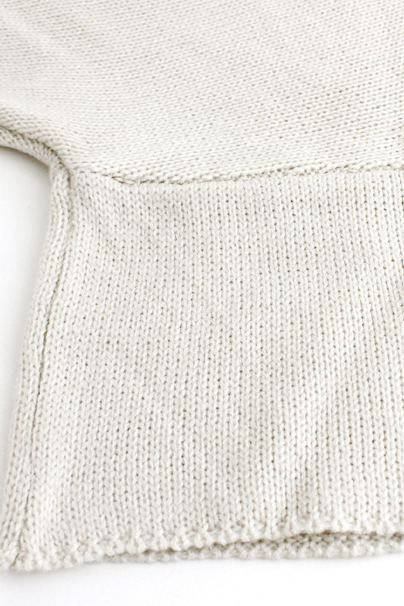 Dana® | Casual solid color O-neck sweaters for everyday wear