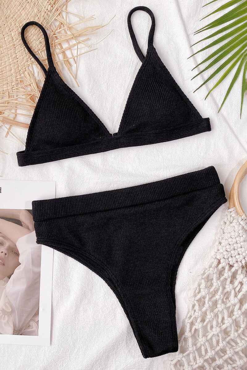 Elvira® | Triangle top and thong bikini with structured bottoms