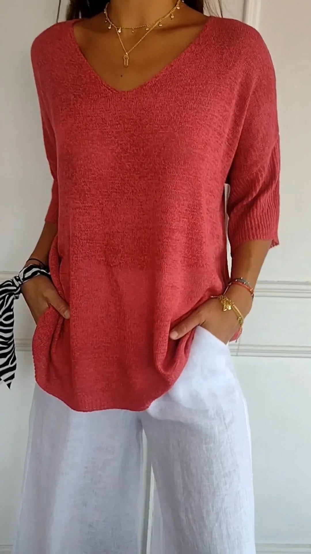 Lydia® | V-neck knitted top