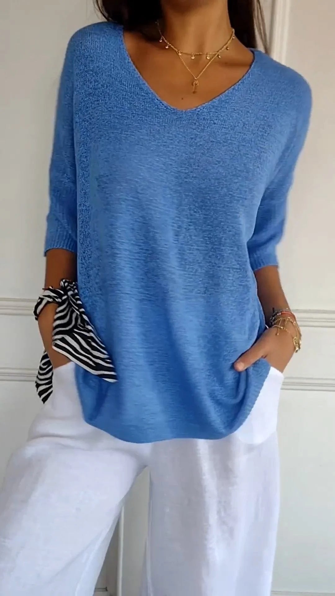 Lydia® | V-neck knitted top