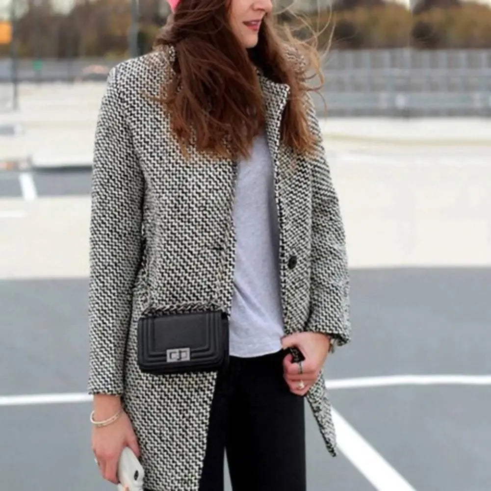 Carina® | Midi houndstooth wool coat