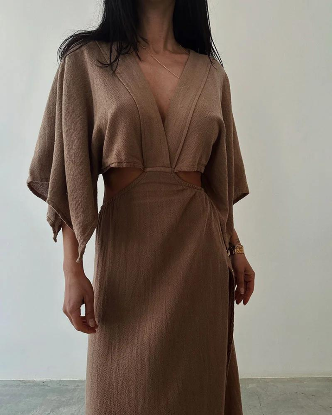 Lyra® | Dress with open side
