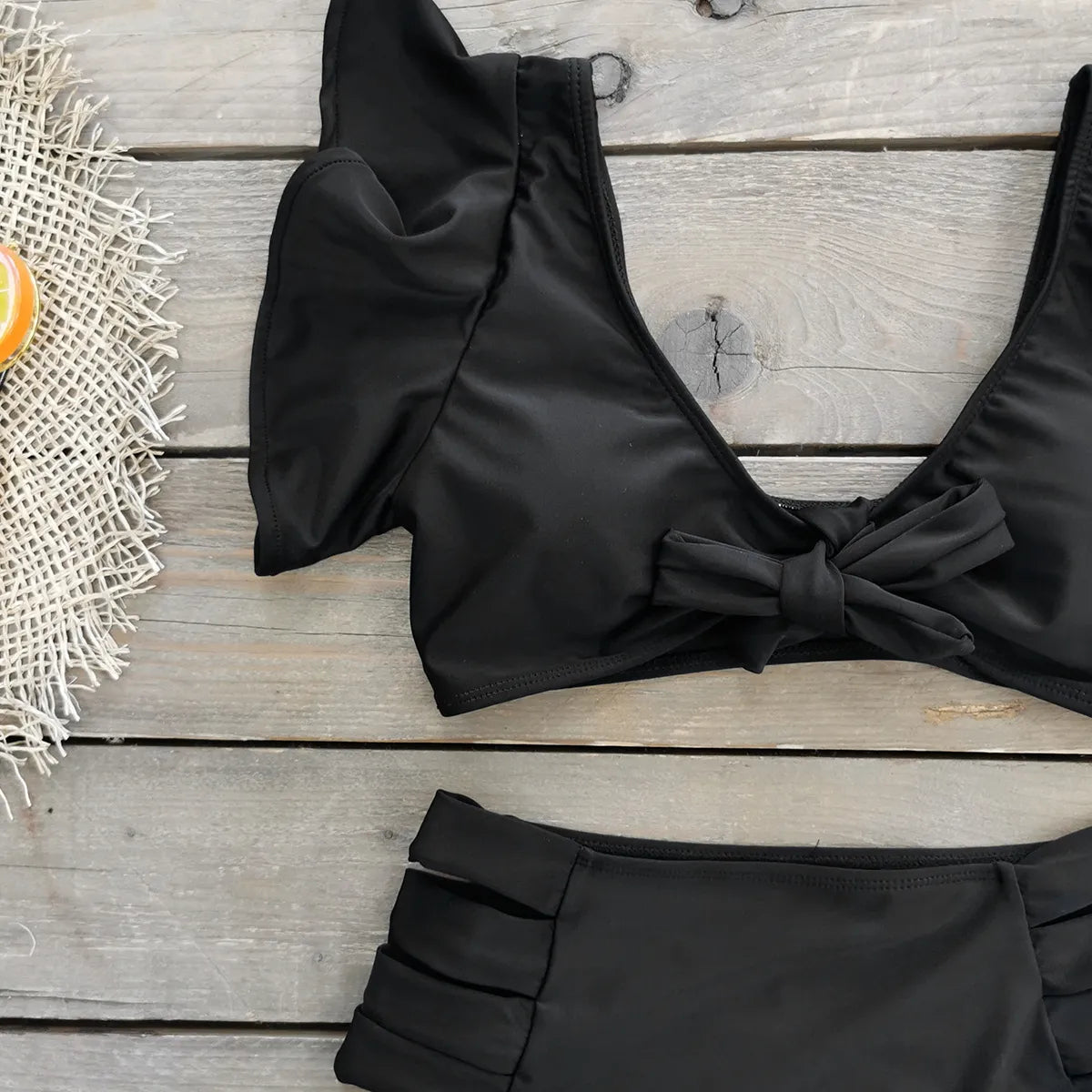 Bernarda® | Effortless and chic bikini
