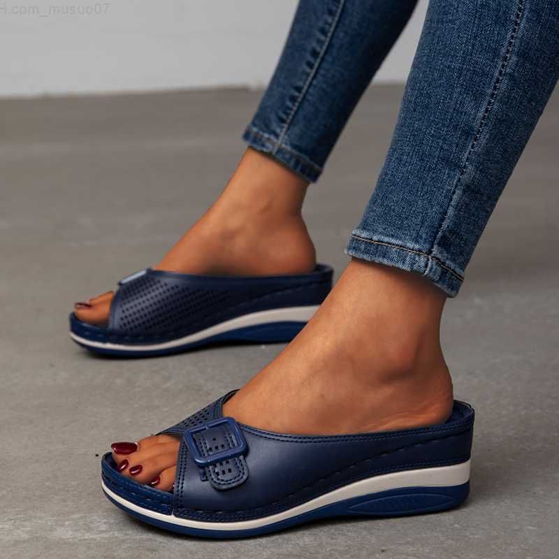 Adalicia® | Orthopedic Sandals With A Soft Footbed