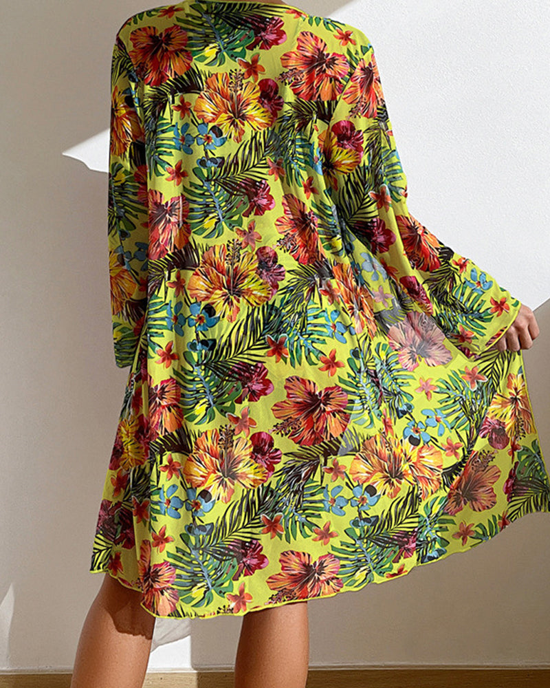 Daphne® | Three-piece floral bikini set