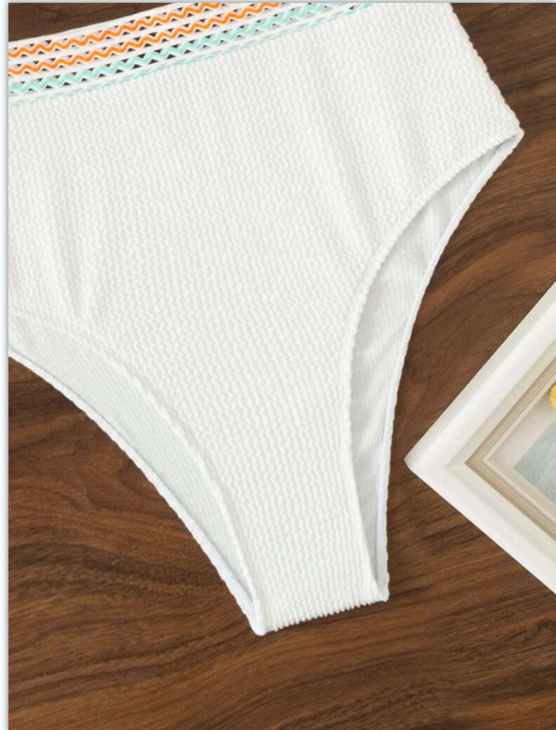Karol® | White high waist crochet bikini