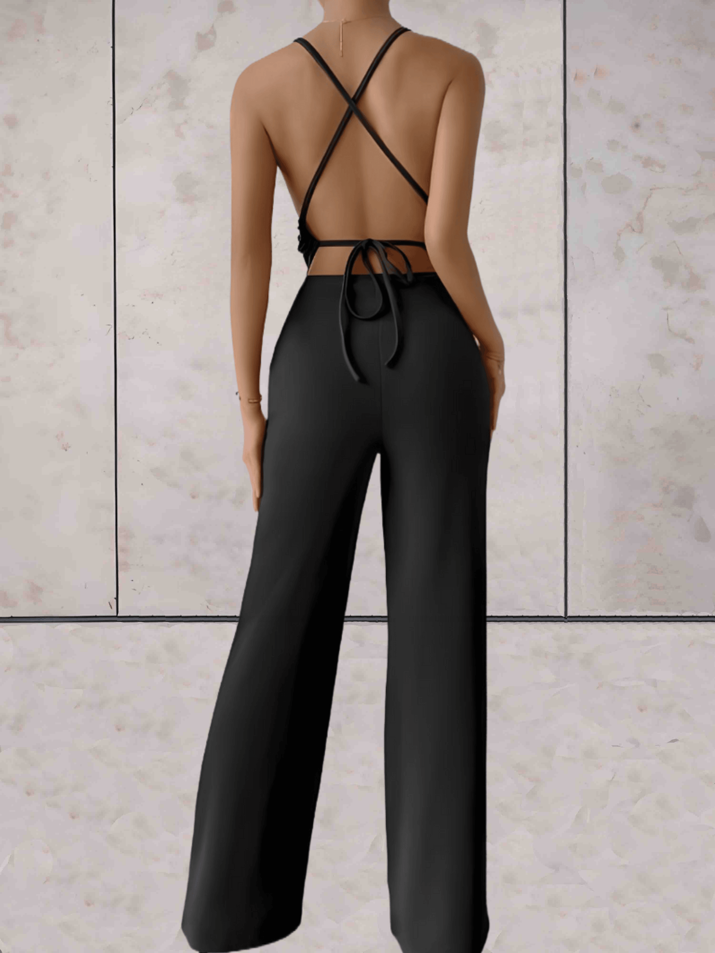 Lydia® | Chic sleeveless jumpsuit for women