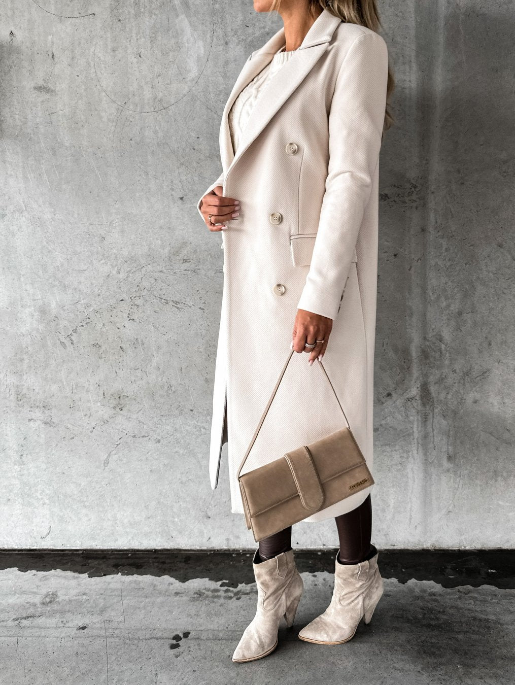 Jacqueline® | Stylish double buttoned long coat
