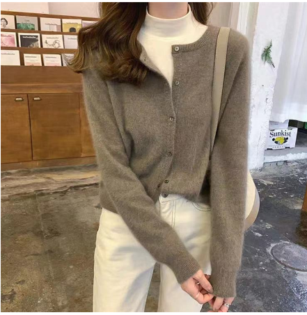 Lydia® | Casual women's cardigan with button placket Caliente