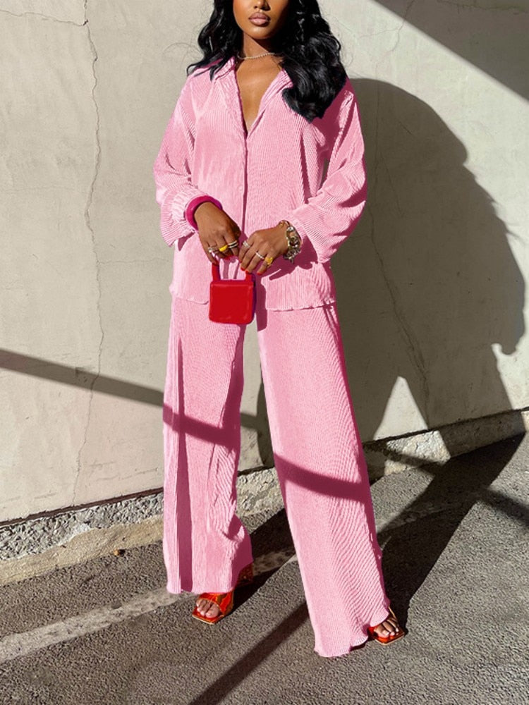 Lía® | Pleated and modern set