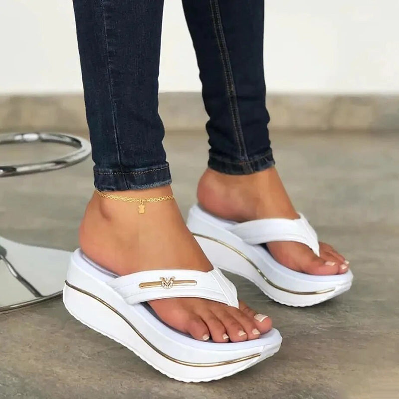 Lyda® | Effortless and elegant clothing