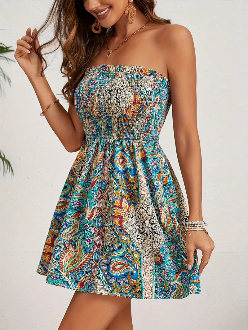Lina® | Strapless top with a scalloped hem