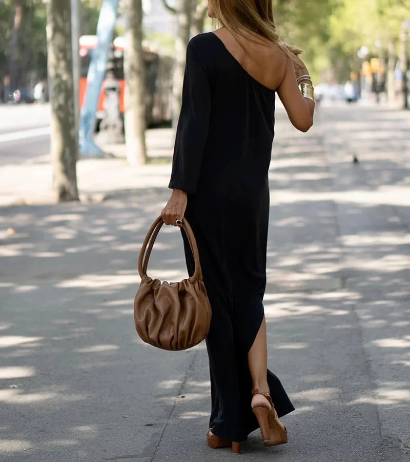 Abigail® | Elegantly flowing one-shoulder dress