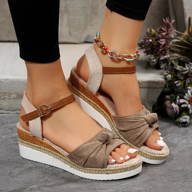 Pria® | Fashionable Sandals