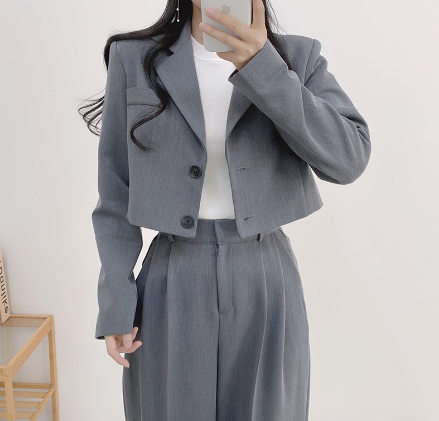 Lyra® | Stylish blazer and pants set for women