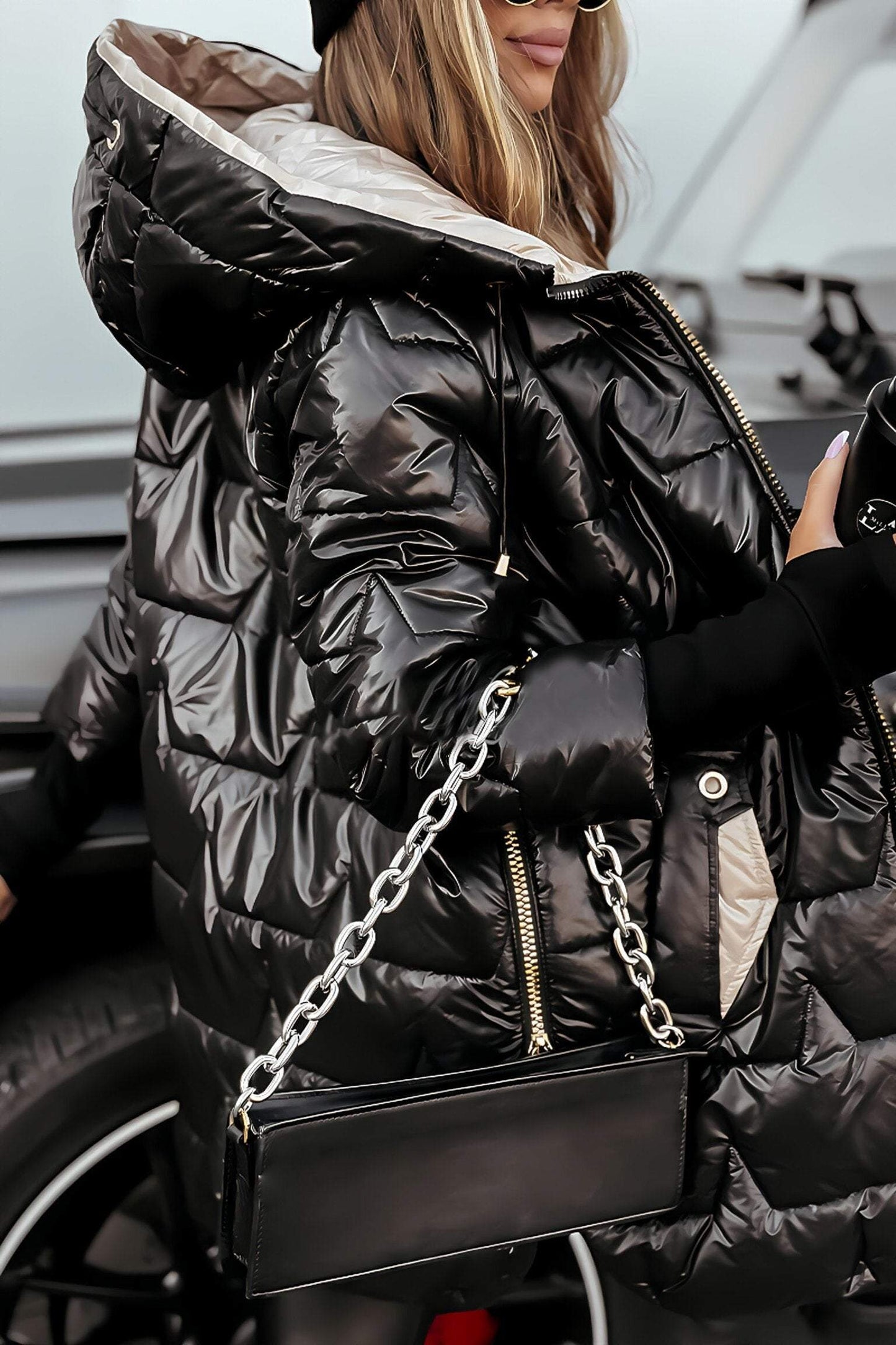 Linda® | Long sleeve coat with hood