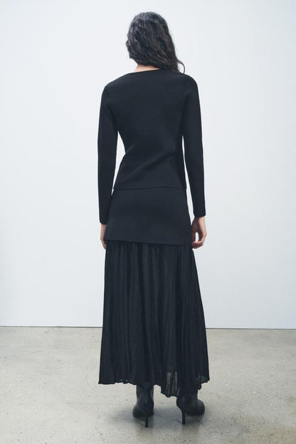 Lina® | Combined knitting set “Annie” with pleated skirt