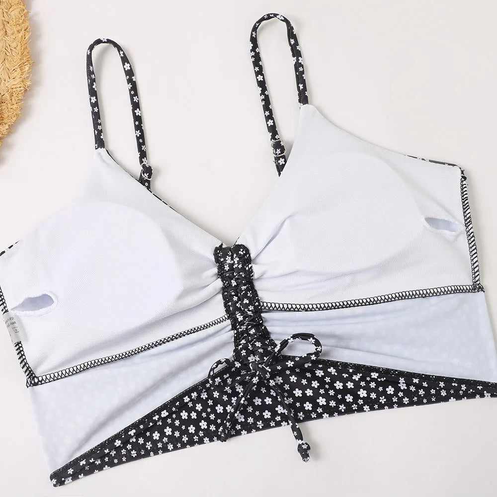 Nicol® | Chic and relaxed   bikini