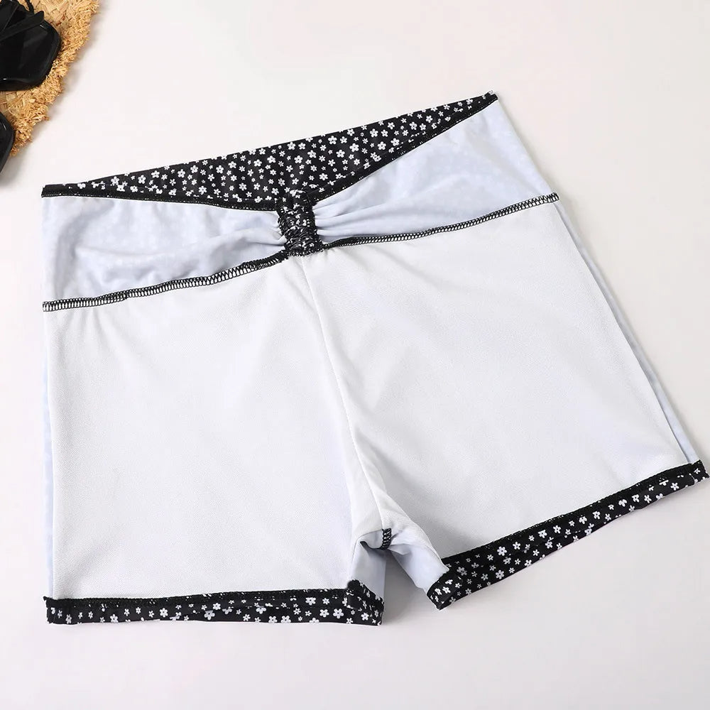 Nicol® | Chic and relaxed   bikini