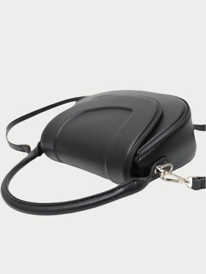 Leila® | Stylish, minimalist designer saddlebags