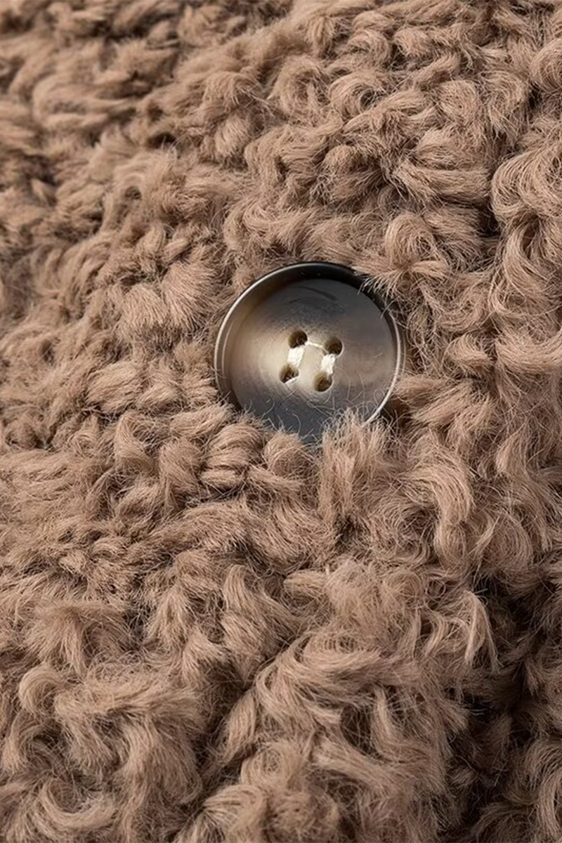 Leticia | Relaxed and timeless winter garment