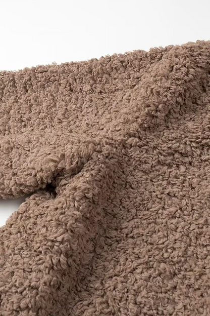 Leticia | Relaxed and timeless winter garment