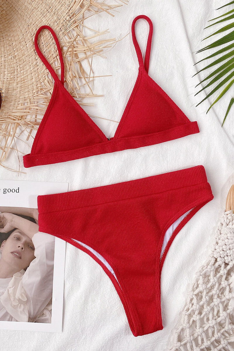 Elvira® | Triangle top and thong bikini with structured bottoms