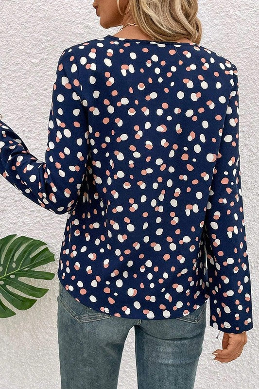 Aelwen® | Polka dot blouse with button front and V-neck