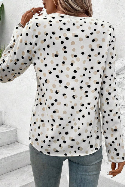 Aelwen® | Polka dot blouse with button front and V-neck
