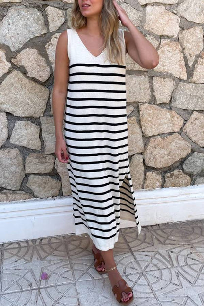 Liam® | Fine, flowing knitted dress