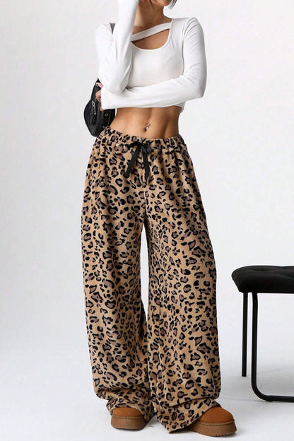 Leticia® | Wide leg leopard print trousers