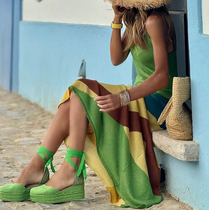 Leocadia® | Elegant long dress that emphasizes the figure