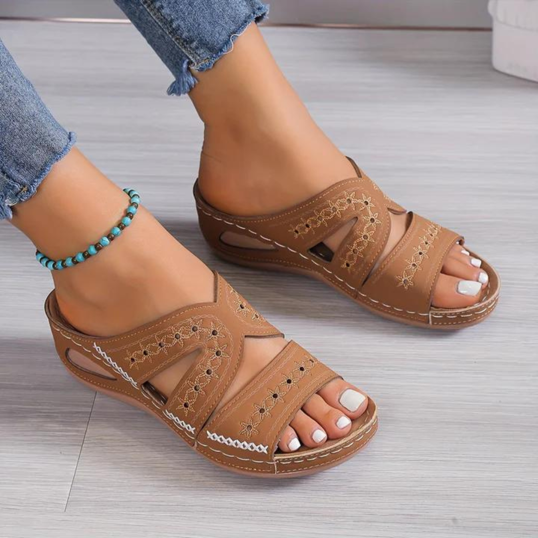 Leah® | Orthopedic sandals for everyday comfort