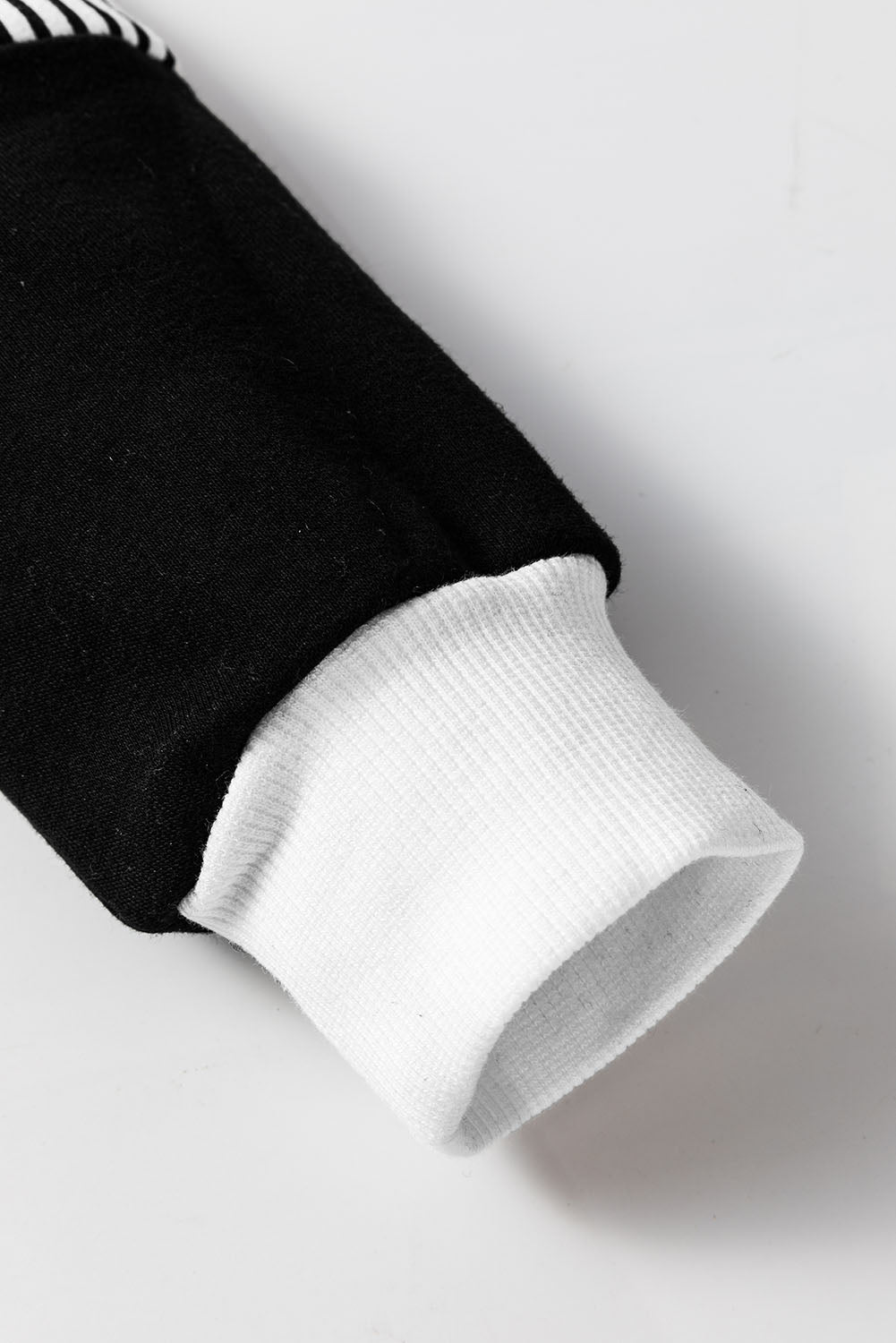 Leila® | Stylish and elegant winter garment