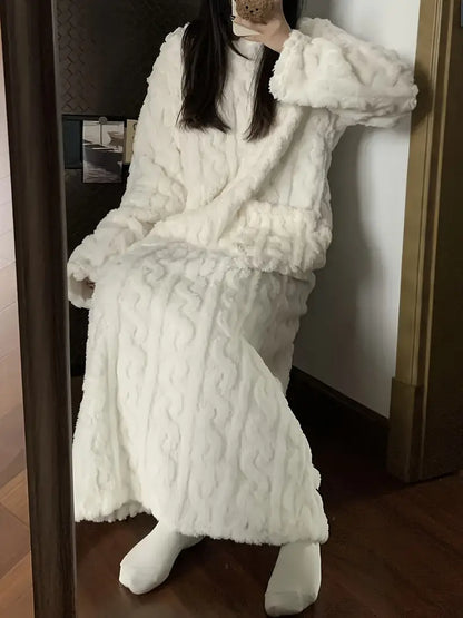 Dafne® | Soft wool nightgown