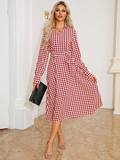 Abigail® | Long sleeve houndstooth lace-up midi dress