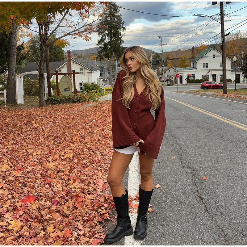 Leila® | Stylish cardigan with a V-neck