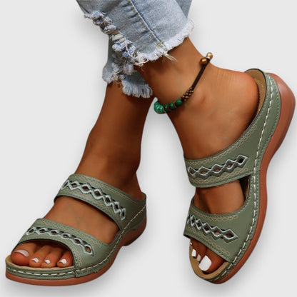 Yolanda® | Orthopaedic Sandals