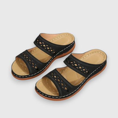 Yolanda® | Orthopaedic Sandals