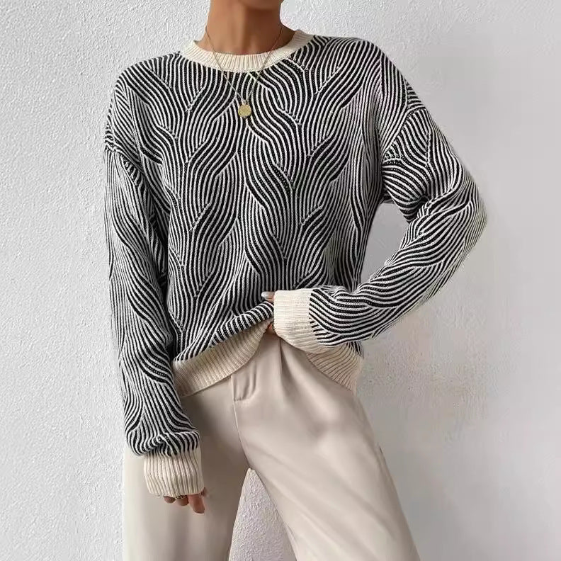 Karen® | Monochrome waves knit sweater