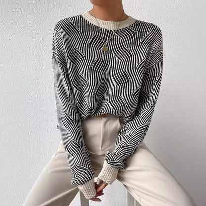 Karen® | Monochrome waves knit sweater