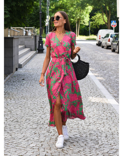 Lina® | Elegant summer dress with a V-neck