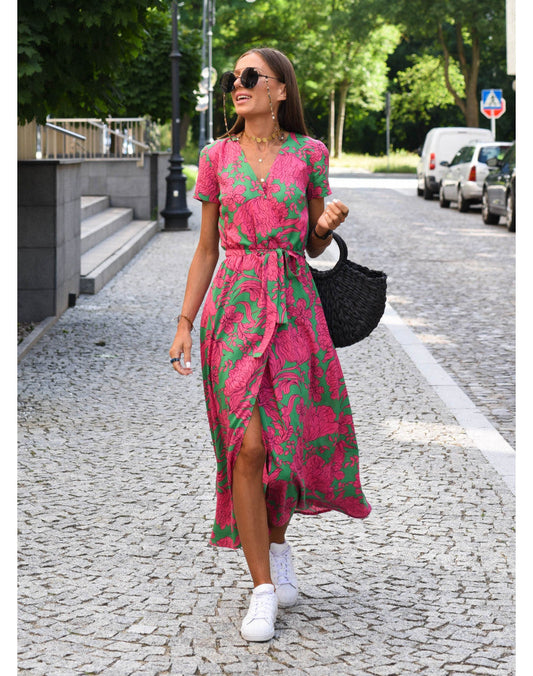 Lina® | Elegant summer dress with a V-neck