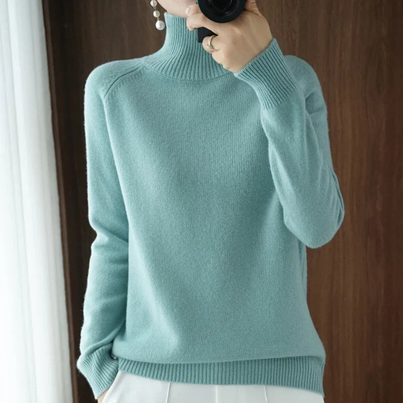 Leonie® | Elegant autumn winter turtleneck sweater