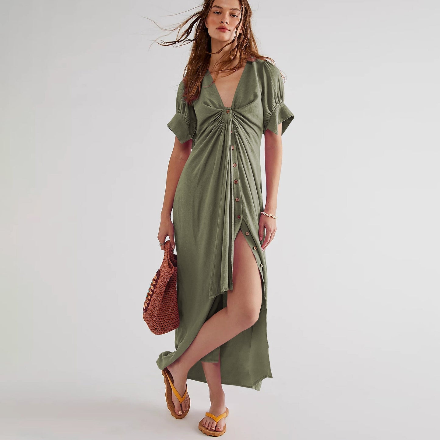 Valeria® | Long dress with slit and V-neck