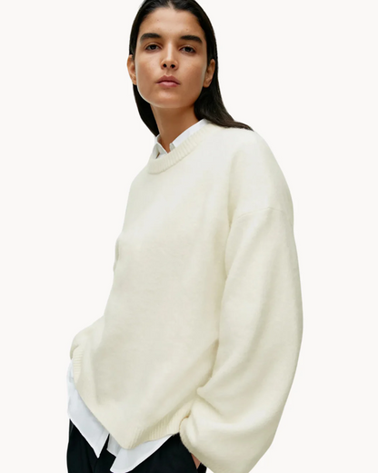 Lyda® | Effortless and trendy summer sweaters