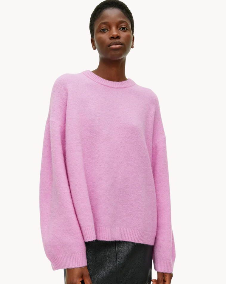 Lyda® | Effortless and trendy summer sweaters