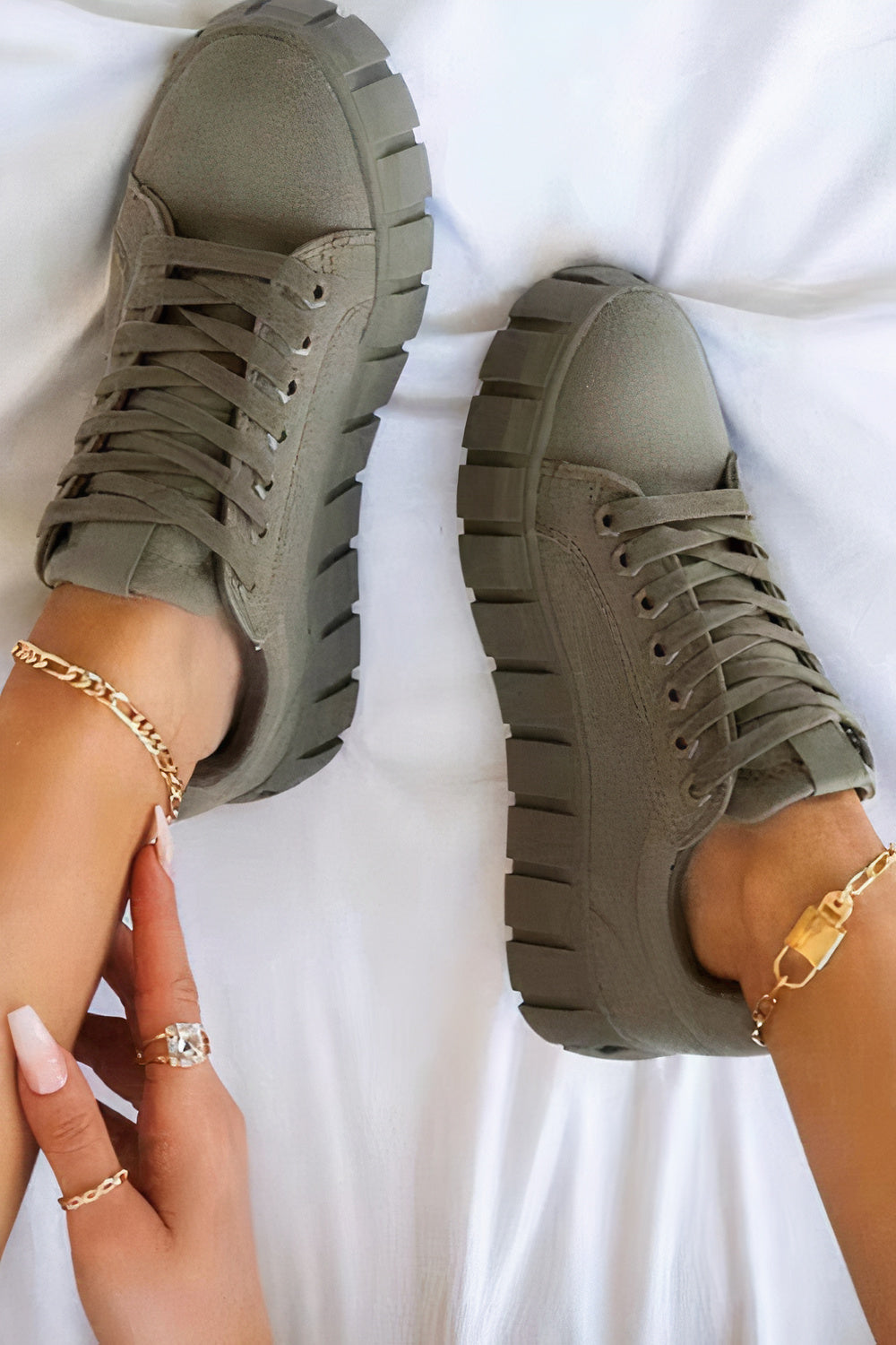 Leticia® | Solid Color Low Sneakers